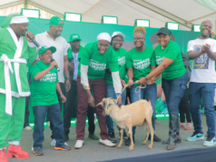 Safaricom Spreads Festive Cheer Through ‘Sambaza Furaha’ Campaign Image 2 1 1068x712 1