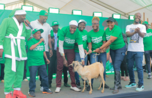 Safaricom Spreads Festive Cheer Through ‘Sambaza Furaha’ Campaign Image 2 1 1068x712 1