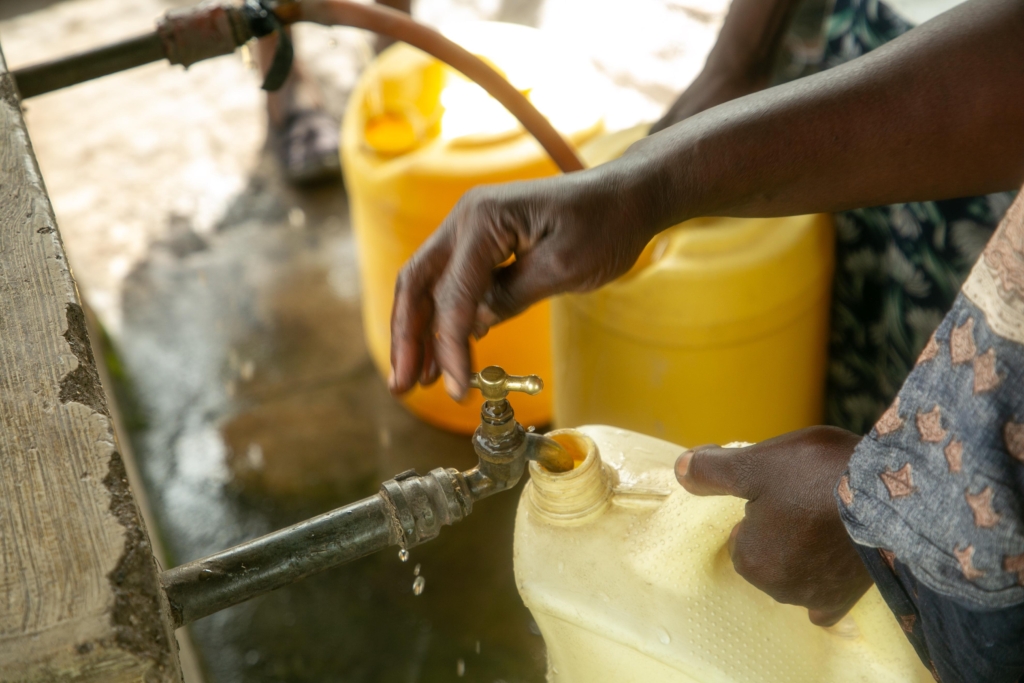 2d9f365b fa88 43ca b076 2f6a40614c47