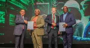 Powerful Leap: Safaricom and iXAfrica Launch Kenya’s First AI-Ready Data Centre PIC Strategic Partnership between Safaricom and IXAfrica Centres (1)