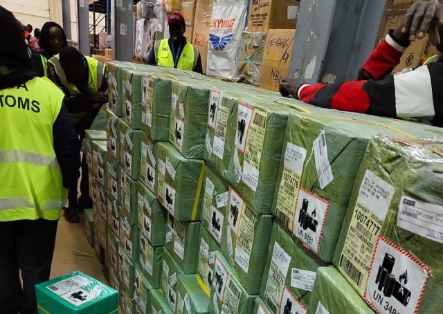 KRA Seizes Smartphones and Other Products in Ksh16 Million Tax Evasion Swindle KRA Seizes Smartphones and Other Products in Ksh16 Million Tax Evasion Swindle