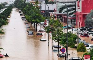 Nairobi Supply Chains Freeze as Floods Cut Off Mombasa Road and JKIA Nairobi Supply Chains Freeze as Floods Cut Off Mombasa Road and JKIA