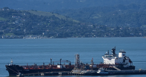 Global Stocks Fall as Oil Prices Jump Over Strait of Hormuz Fears Global Stocks Fall as Oil Prices Jump Over Strait of Hormuz Fears